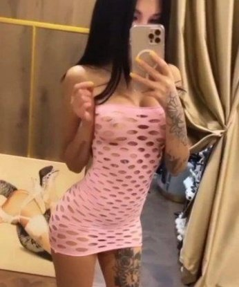 Очаровательная блондинка приглашает в гости ценителя женской красоты. Не упустите шанс окунуться в мир похоти и наслаждения. Обещаю, ты останешься доволен. 10569, 27 лет